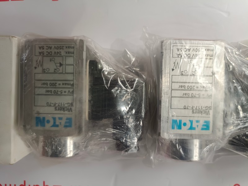 美國VICKERS油泵PVH57QIC-RF-1S-10-C25V-31系列威格變量柱塞泵 美國VICKERS油泵PVH57QIC-RF-1S-10-C25V-31系列威格變量柱塞泵 攪拌車伊頓5433柱塞馬達(dá) 6433柱塞馬達(dá)