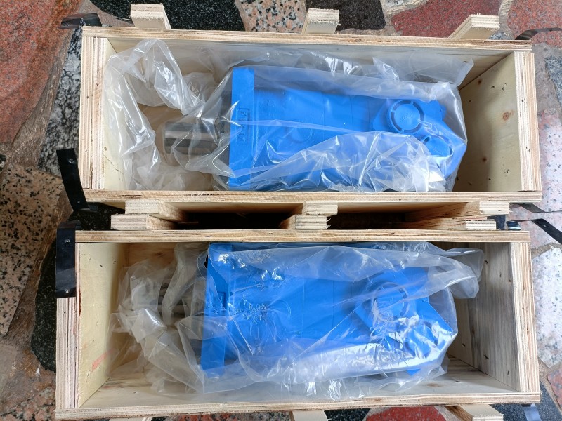 液壓馬達(dá)MB350BC150 MB350BP150 MB350BP200 MB350BP125全新 伊頓液壓馬達(dá)030-0390 030-0040 JS-50 129-0327-002 612-1034 6K-395 伊頓液壓26M65A-11C20 26M65A1C20葉片馬達(dá) 35M115A11C20